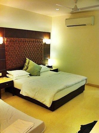 The Metropolis Guest House Near Rk Ashram Metro Station New Delhi Exterior photo