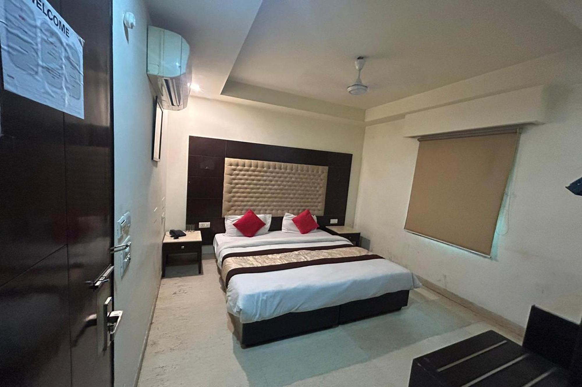 The Metropolis Guest House Near Rk Ashram Metro Station New Delhi Exterior photo